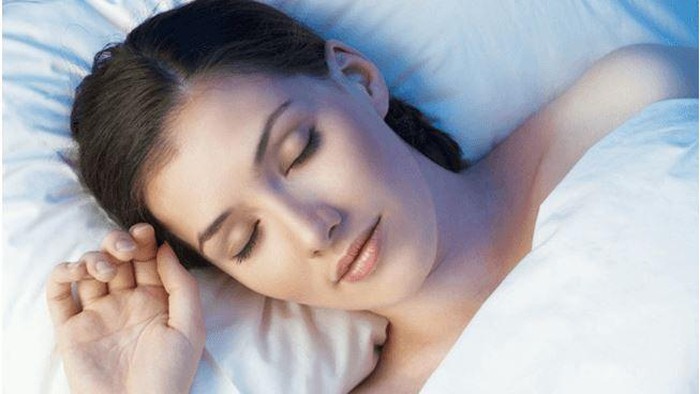 Yakin Sudah Tahu? Ini Lho Manfaat Tidur Tanpa Bra, Ladies!