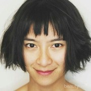 Potong Poni Model Choppy Bangs yuk, Eits Cek Dulu Model yang Cocok Buatmu!