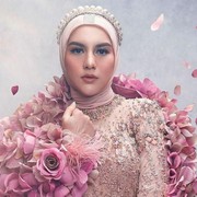 Cantiknya Irish Bella dalam Balutan Gaun Bunga, Mirip Bidadari!