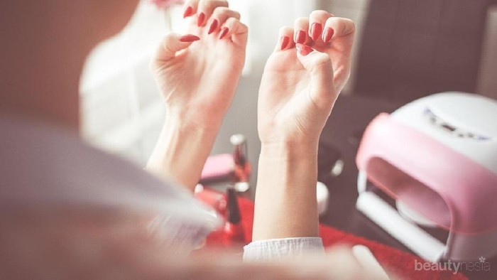 Ulala, Ternyata Kuku Rapuh Bisa Diatasi Pakai Cara Sederhana Ini!