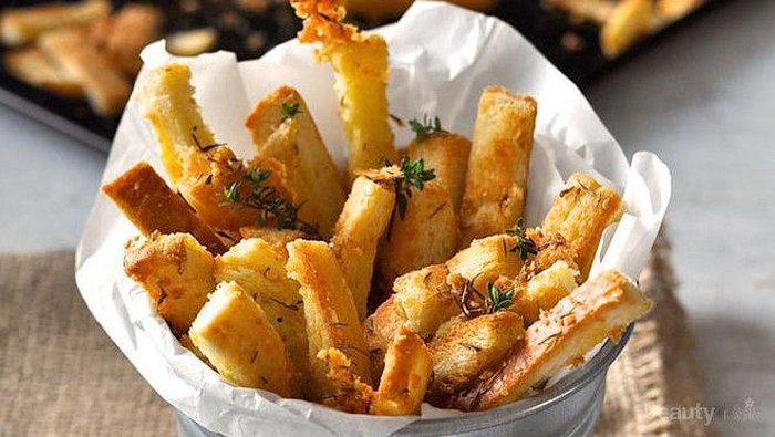 Enggak Nyangka, Ternyata Pinggiran Roti Bisa Kamu Gunakan Menjadi 3 Menu Camilan Ini, Lho!