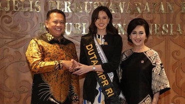 img-title Tak Hafal Pancasila, Kalista Iskandar Malah Jadi Duta MPR RI