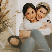 Romantis, Begini 10 Potret Mesra Julian Jacob dan Marion Jola