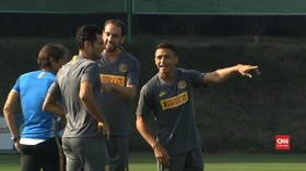 VIDEO: Alexis Sanchez dan Arturo Vidal Dikarantina
