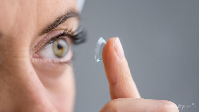 Penglihatanmu Tiba-tiba Kabur? Ini Penyebab dan Cara Mengatasinya!