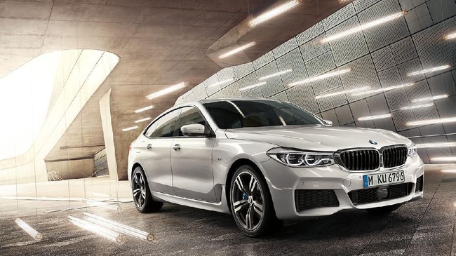 BMW Group Indonesia mengganti peluncuran fisik dengan peluncuran virtual melalui siaran langsung di You Tube.