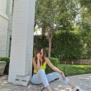 Sudah Tua Tetap Mempesona, 7 Selebriti Cantik Ini Pantas Dijuluki Hot Mom Indonesia