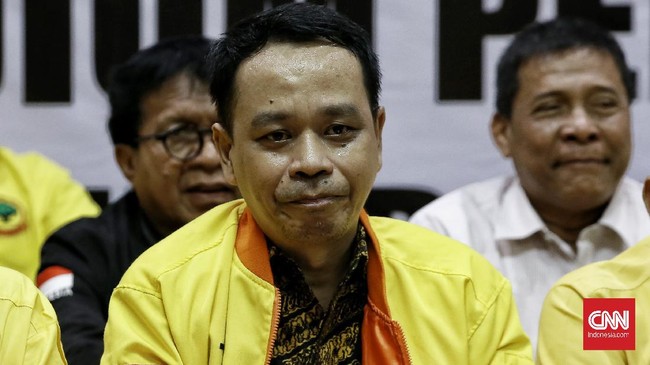 Badaruddin Andi Picunang yang mengaku masih menjabat sebagai sekjen Partai Berkarya akan mengambil langkah hukum dan organisasi terhadap kader yang membangkang.