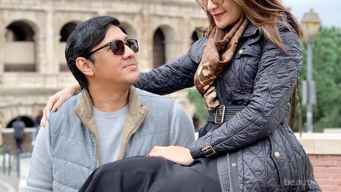 7 Gaya Mewah Istri Andre Taulany Liburan di Luar Negeri