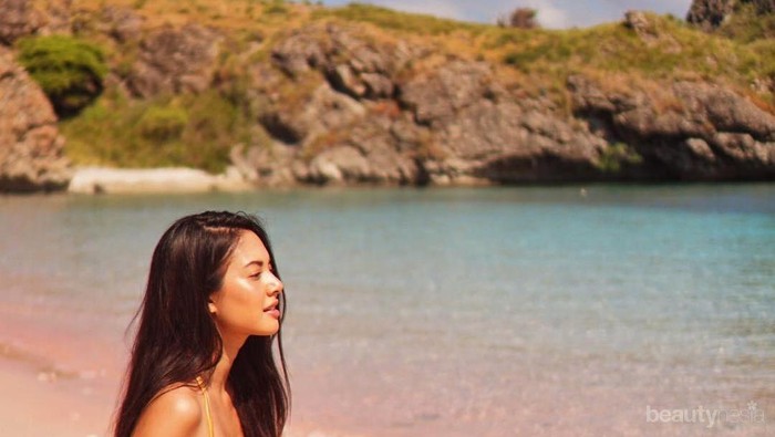 Bikin Iri, Begini 10 Potret Body Goals Aurelie Moeremans Bikin Iri, Begini 10 Potret Body Goals Aurelie Moeremans