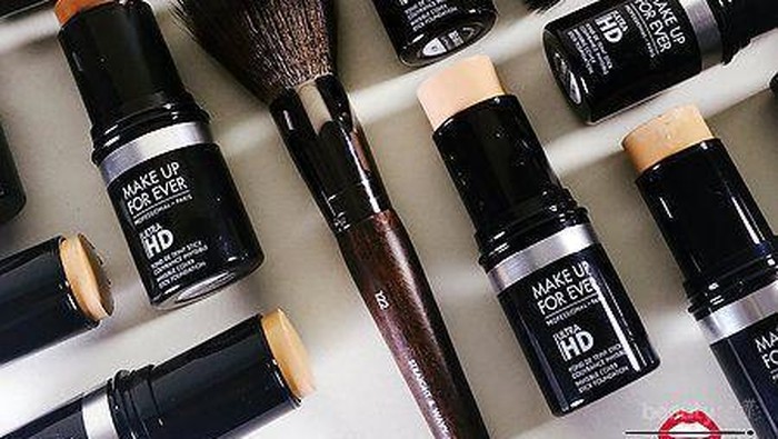 Cocok Kamu Gunakan, Berikut Foundation dengan Shade Paling Lengkap