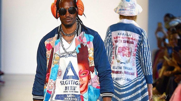 Daur Ulang Karung Beras dan Terigu Eksis di New York Fashion Week 2020