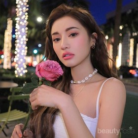 Tutorial Makeup Pesta Super Mudah ala Korea, Glowing dan Flawless!