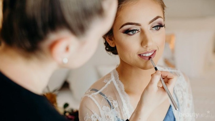 Rahasia Makeup Pengantin Tahan Lama, 4 Produk Ini Wajib Dipakai!