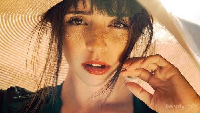 Wajib Coba! Skincare Lokal Ini Cocok Untuk Kamu yang Punya Kulit Sensitif