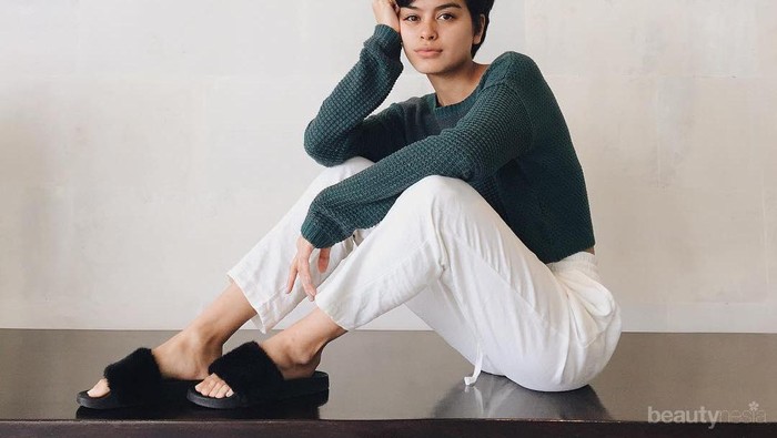 Potret Cantik Eva Celia dengan Vintage Makeup