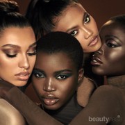 Mengenal Laras Sekar, Model Asal Balikpapan yang Jadi Model KKW Beauty