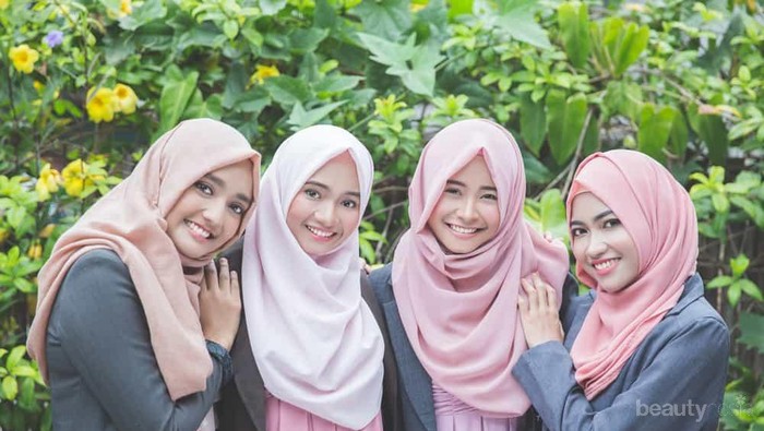 Kamu Sedang Cari Warna Hijab Pashmina yang Bagus? Yuk Simak Artikel Ini