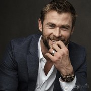 Bikin Melayang, 6 Aktor Hollywood Ini Punya Senyum Menawan