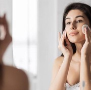 Pecinta Skincare Wajib Tahu, Ini 5 Produk Exfoliating yang Sedang Hits