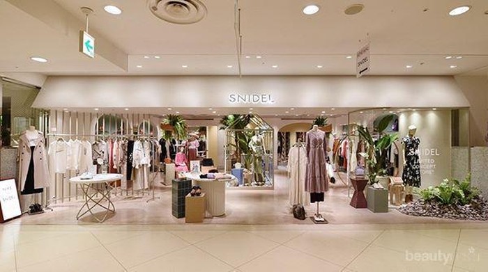 7 Pilihan Merek Pakaian Branded Asal Jepang untuk Lengkapi OOTD Kamu