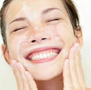 Daya Angkat Super! 5 Rekomendasi Cleansing Balm dari Korea untuk Membersihkan Wajah