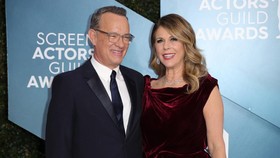 Riuh Dukungan Hollywood untuk Tom Hanks Atasi Virus Corona