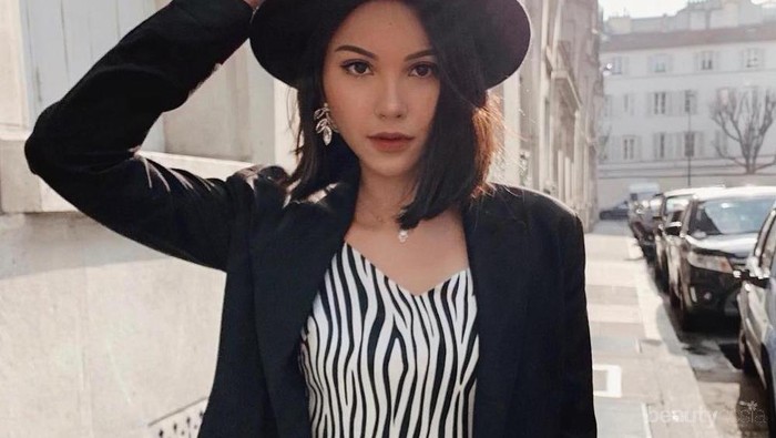 5 Penampilan Stylish Alyssa Daguise dengan Outfit Putih yang Jadi Inspirasi