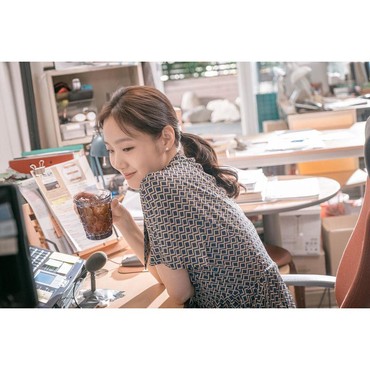 Jadi Lawan Main Lee Min Ho di The King: Eternal Monarch, Kim Go Eun Dihujat