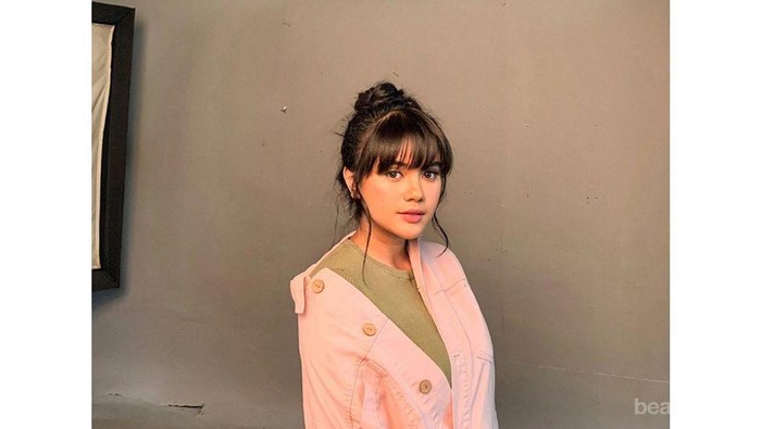 7 Mix and Match Fashion Berwarna Pastel Ala Audi Marissa