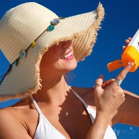 Lindungi Kulit, Hindari 6 Kesalahan Terbesar Cara Pakai Sunscreen Berikut