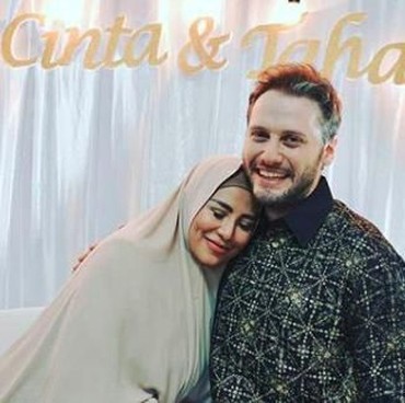 Resmi Nikahi Pria Turki, Cinta Penelope Ijab Kabul Pakai 3 Bahasa