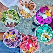 Yuk, Buat Es Krim Gulung Sendiri dengan Cara Mudah Ini