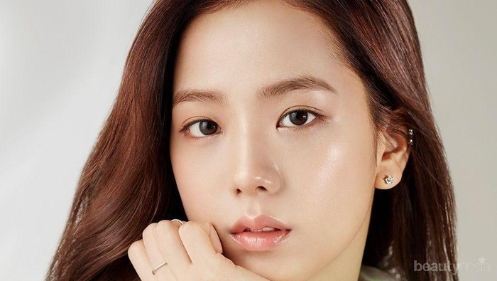 Mau Punya Kulit Sebening Wanita Jepang? Ikuti Langkah-langkah Memakai Skincare Ini!