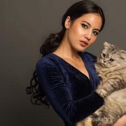 Mesra, Begini 8 Potret Kebersamaan Artis dengan Binatang Kesayangannya