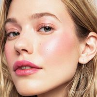 Tampil Cantik Dengan Cream Blush Terbaik Ini Yuk!