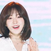 Gaya Rambut Pendek Terbaik 2019