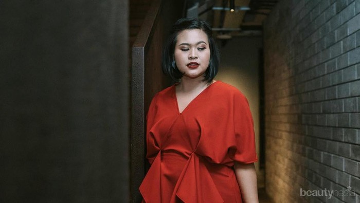 6 Makeup Look ala MC Inspiratif, Ankatama untuk Pipi Chubby