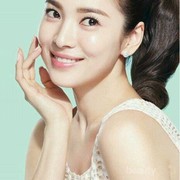 Exfoliation 101: Semua Hal yang Perlu Kamu Tahu untuk Dapatkan Kulit Lembut dan Bersinar