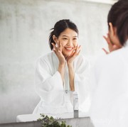Kapan Waktu yang Tepat Untuk Mulai Menggunakan Produk Anti Aging? Cari Tahu yuk, Ladies!