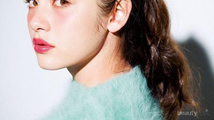 Tips Makeup Kilat 5 Menit di Senin Pagi, Agar Tidak Telat ke Kantor dan Kampus