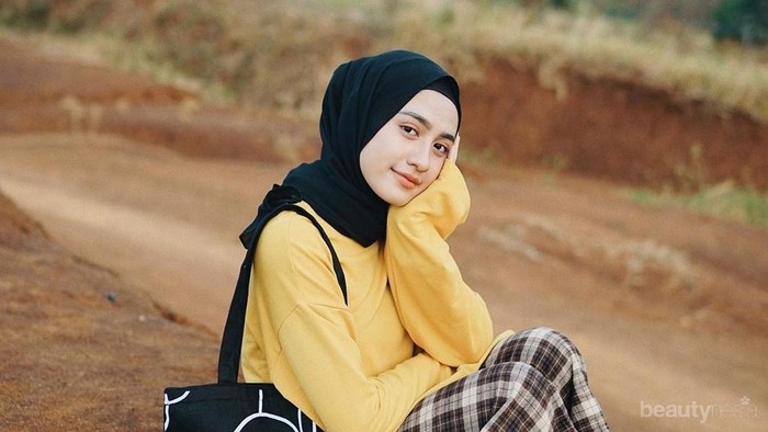 8 Gaya Stylish Influencer dengan Sepatu Vans 8 Gaya Stylish Influencer dengan Sepatu Vans