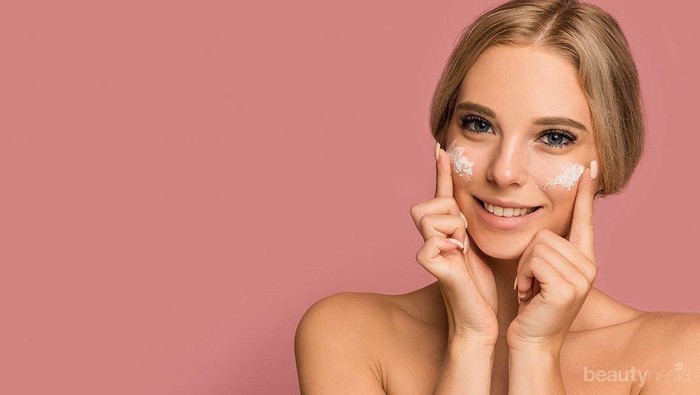 Buat Kamu yang Punya Kulit Kombinasi, Ini BB Creams Terbaik Menurut Dermatologis!