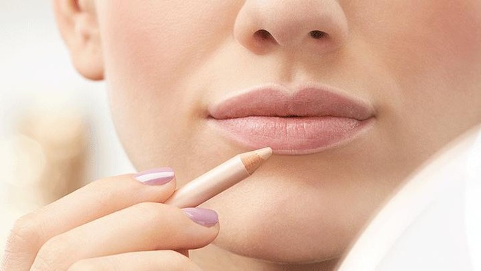 Panduan Pemula: Dimana Saja Bagian yang Tepat Memakai Concealer?