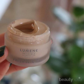 img-title Tak Berat di Kulit, 6 Tinted Moisturizer Ini Bikin Kulit Sehat dan Bersinar