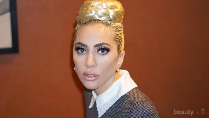 Rahasia Wajah Berkilau Lady Gaga Meski Tanpa Makeup