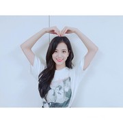 Bikin Jatuh Hati, 8 Idol K-Pop Ini Punya Senyum Manis Bak Bidadari