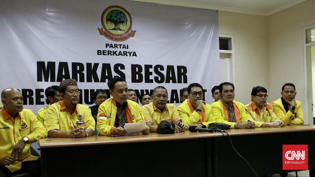 Sekjen Partai Berkarya, Badaruddin Andi Picunang mempersilakan kader untuk bergabung ke partai politik lain usai Partai Berkarya gagal lolos Pemilu 2024.