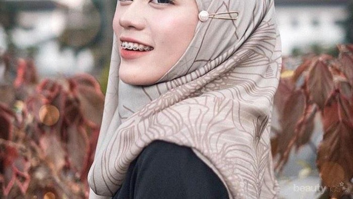 Penjepit Hijab Pengganti Peniti, Aman juga Lho Dipakai pada Anak