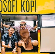 Bikin Dag Dig Dug, Intip Gaya Chicco Jericho dan Rio Dewanto Saat Bikin Kopi